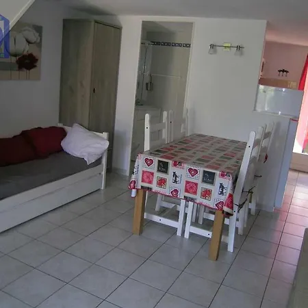Pavillon 5/6 Pers Avec Piscine A 300m De La Plage, Clim, Parking, Confort - Fr-1-781-6 *
